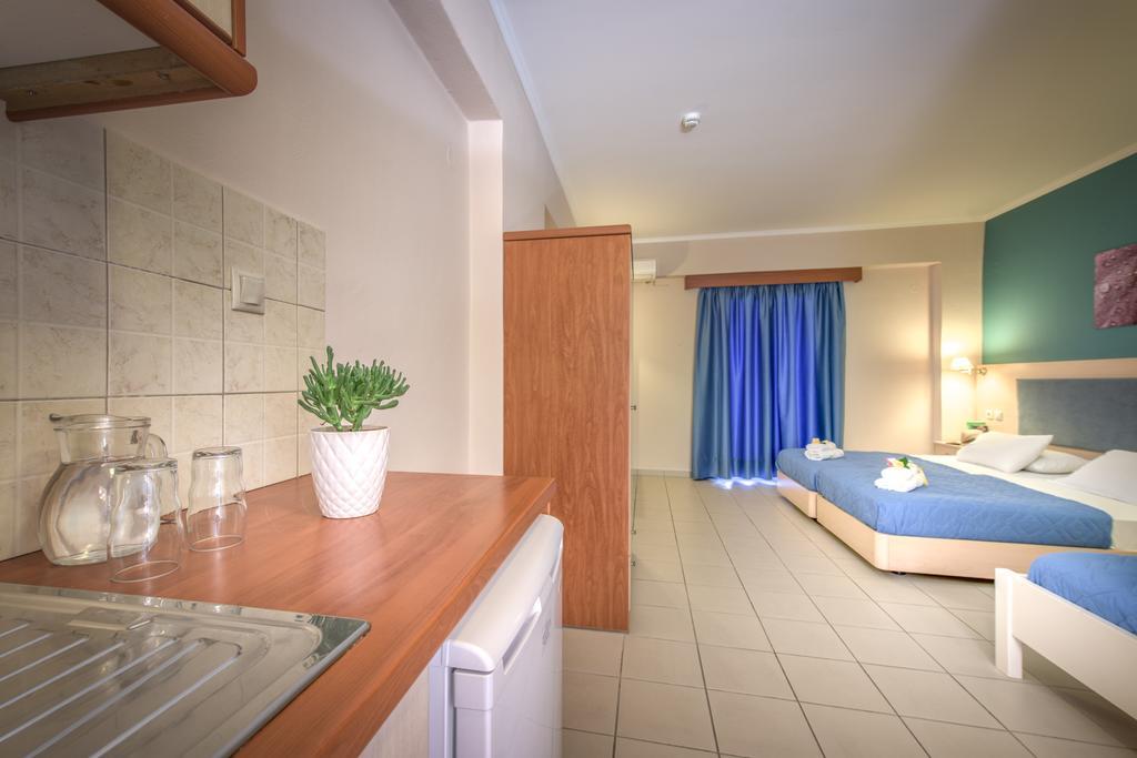 ארגאסי Anemona Beach Hotel מראה חיצוני תמונה
